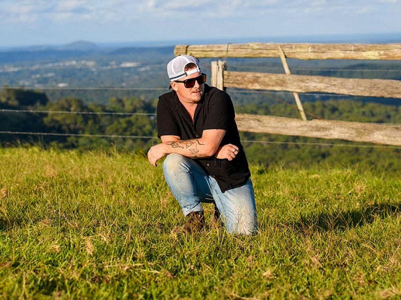 Casino artist Billy Gudgeon releases new country rock track