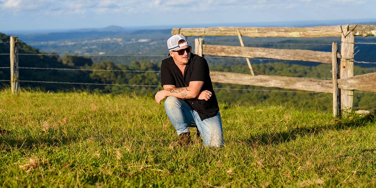 Casino artist Billy Gudgeon releases new country rock track