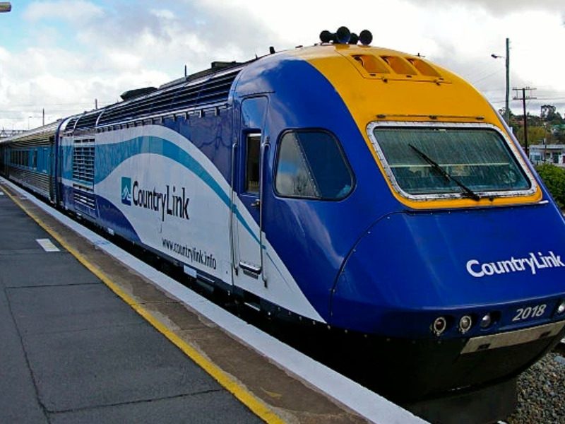 Push for free public transport this Easter as fuel prices reshape travel