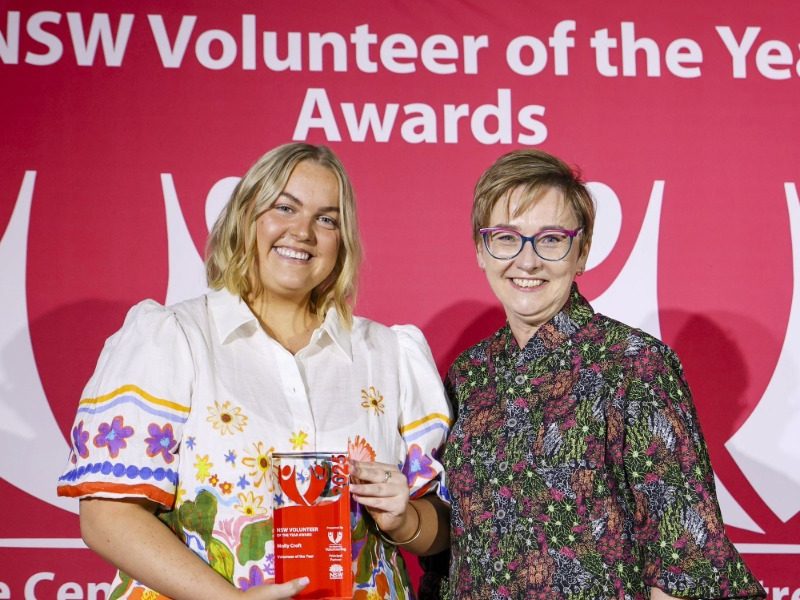 Volunteer awards nominations open as state celebrates 1.3b volunteer hours