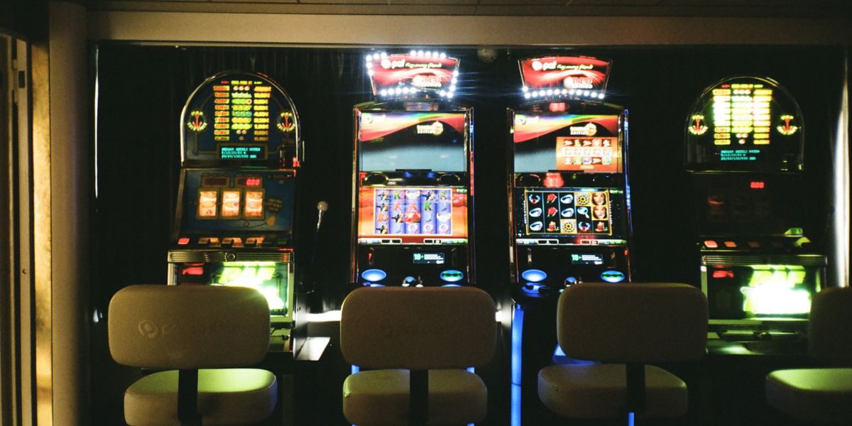 North Coast residents invited to have their say on gambling advertising reforms