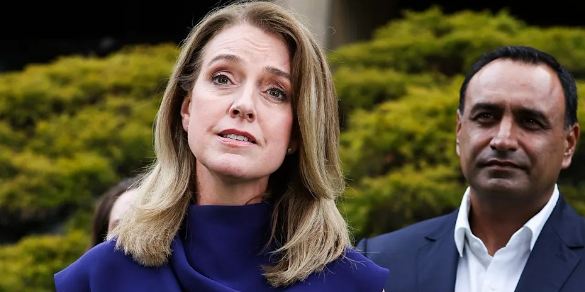 NSW Opposition promises payroll tax cut to stop business exodus